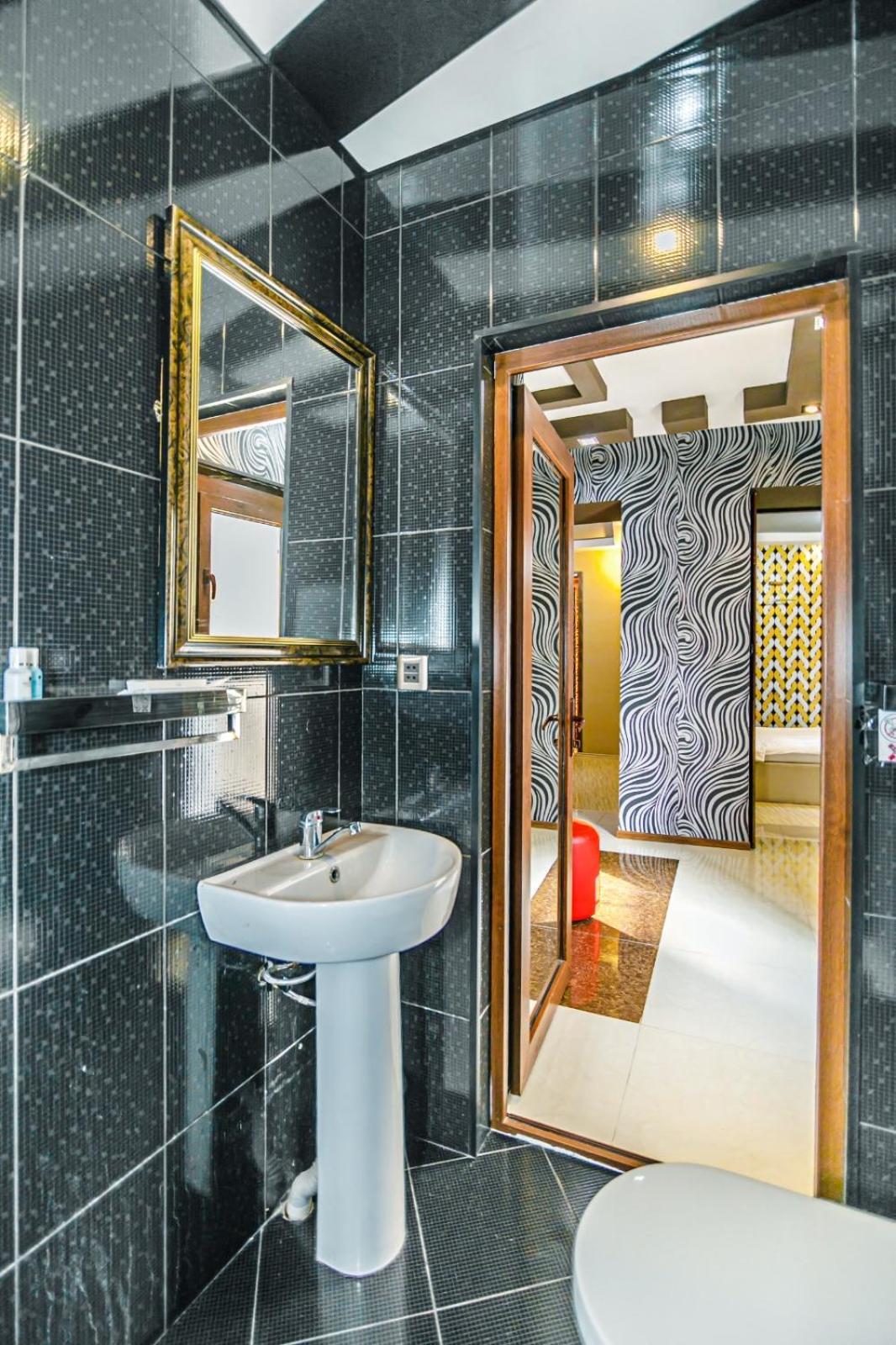 Old City Escape -One Bedroom Baku Exterior photo